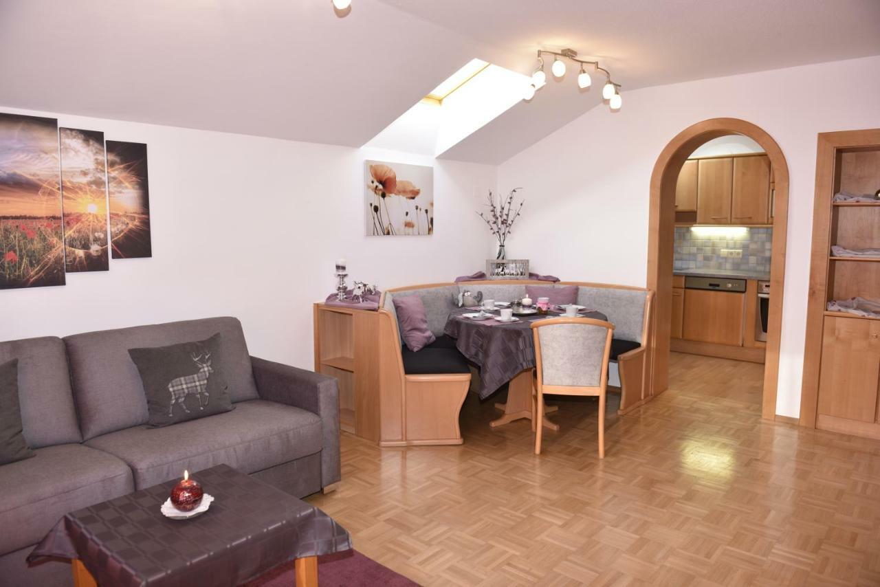 Haus Sonnenschein Mariapfarr Appartement Buitenkant foto